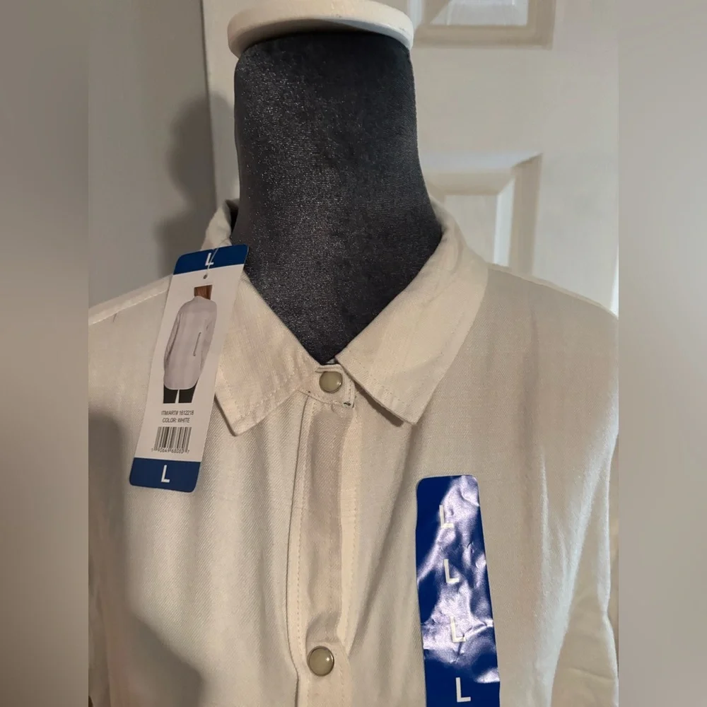 Jachs White Button Down Shirt for Women - Picture 2 of 8